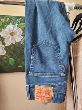 Levi's Men's Medium Blue Straight Jeans with Patch